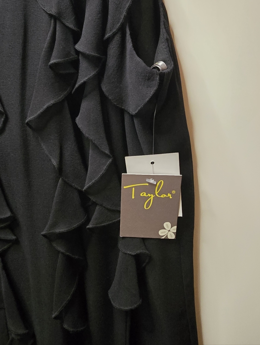 Taylor Elegant Silk Ruffle Cocktail Dress | Size 10 - Picture 5 of 8